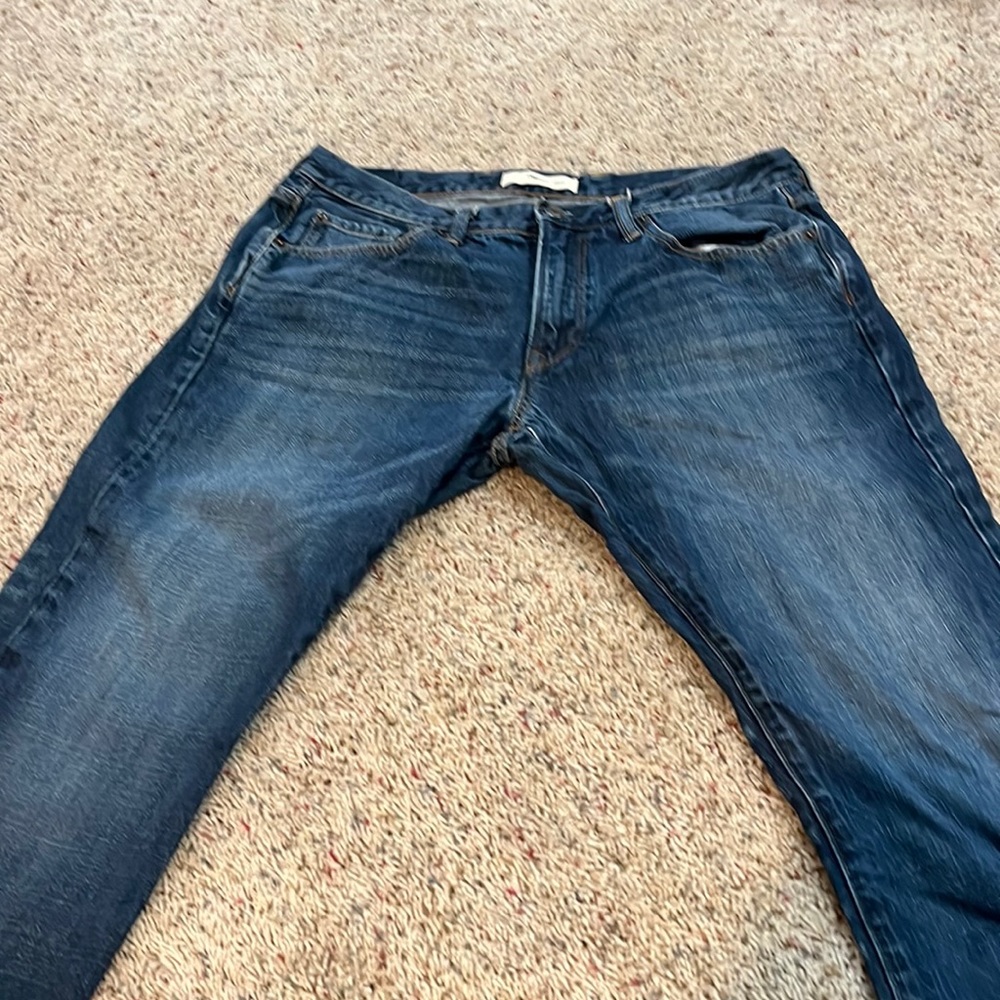 Gap faded dark wash men’s jeans